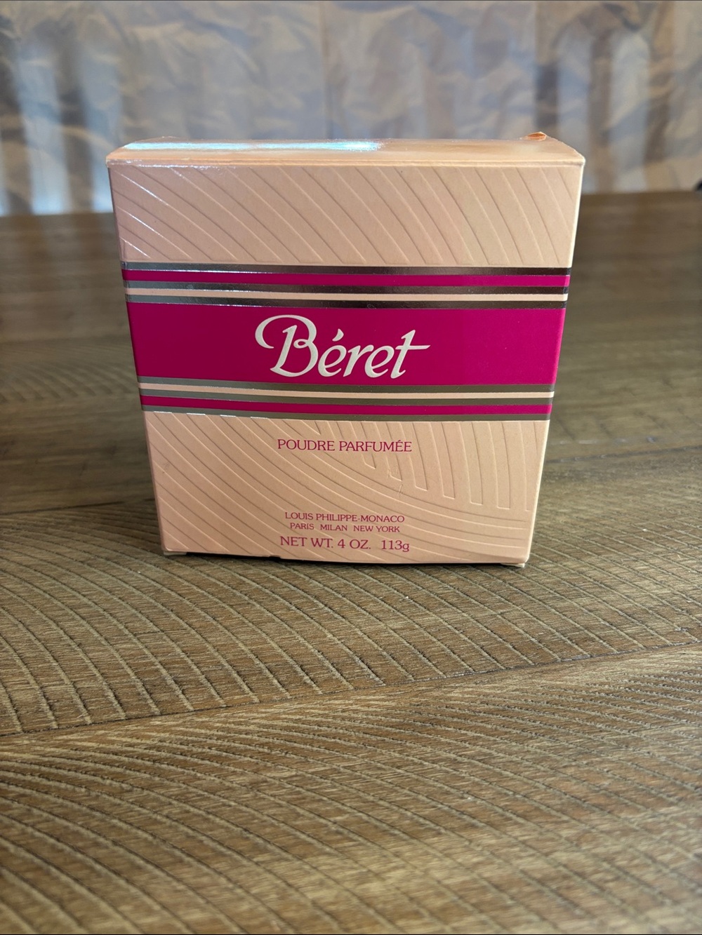Vintage Beret Perfumed Dusting Powder 4 oz